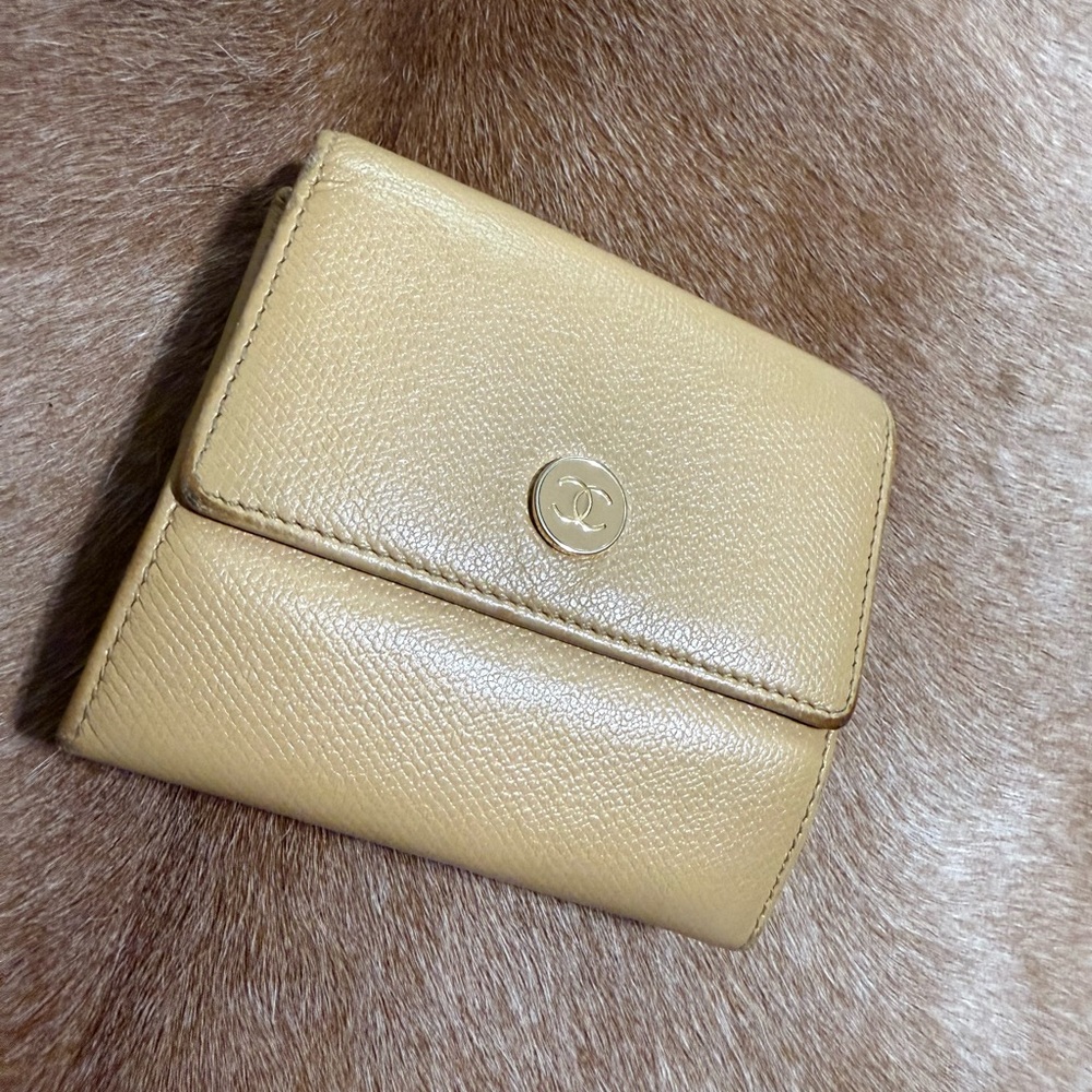 🍨 Chanel Tan Leather Wallet 👡
